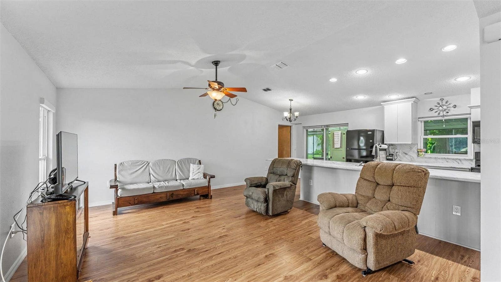 6137 WATERMAN LANE, Lakeland, FL 33812 6137 WATERMAN LANE, Lakeland, FL 33812