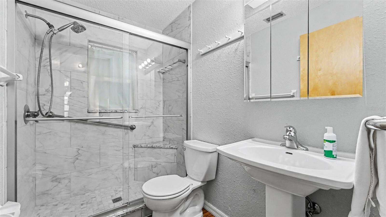 6137 WATERMAN LANE, Lakeland, FL 33812 6137 WATERMAN LANE, Lakeland, FL 33812