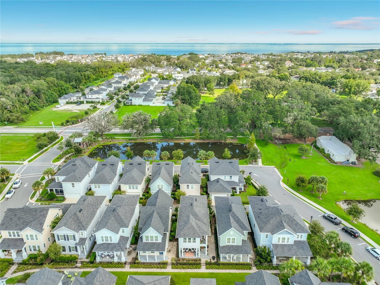910 TROWMAN ALY, Winter Garden, FL 34787