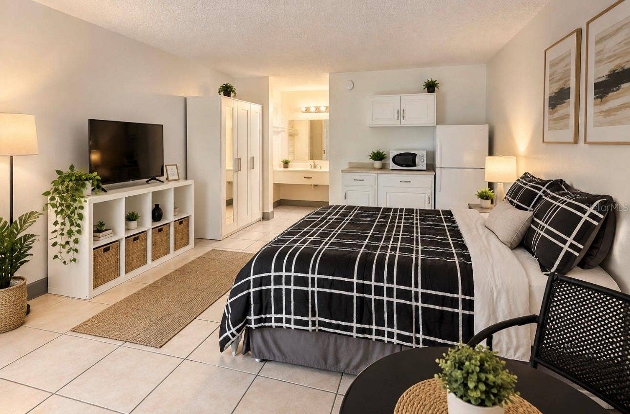 7900 S ORANGE BLOSSOM TRAIL, #2002, Orlando, FL 32809 7900 S ORANGE BLOSSOM TRAIL, #2002, Orlando, FL 32809