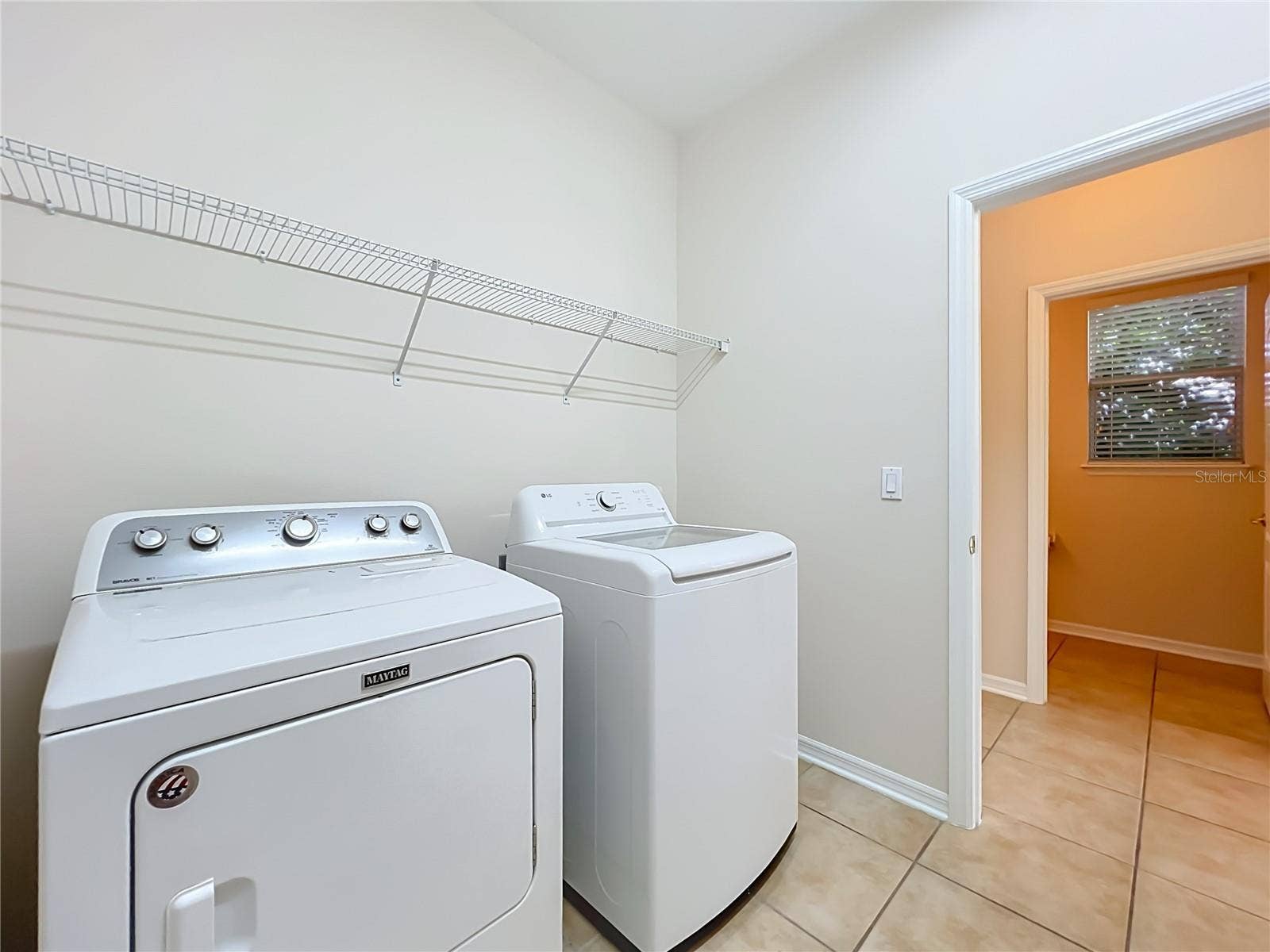 12809 HOLDENBURY LANE, Windermere, FL 34786 Washer and dryer included