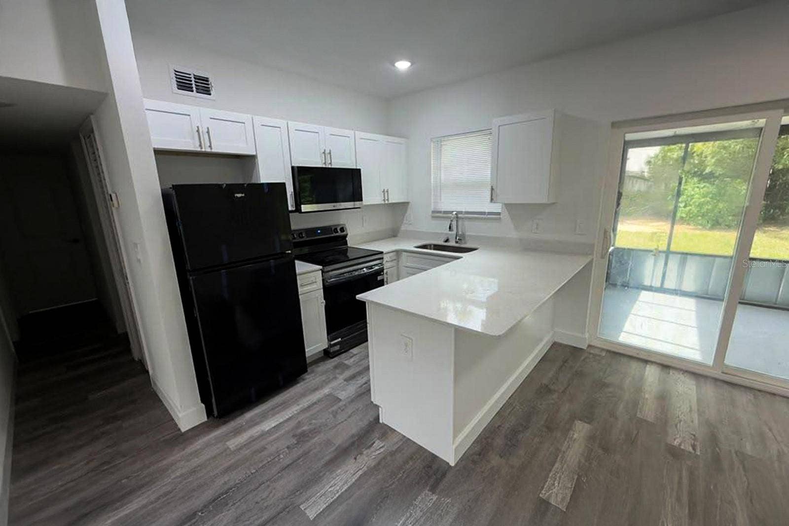 1701 TALLAHASSEE DRIVE, Daytona Beach, FL 32117