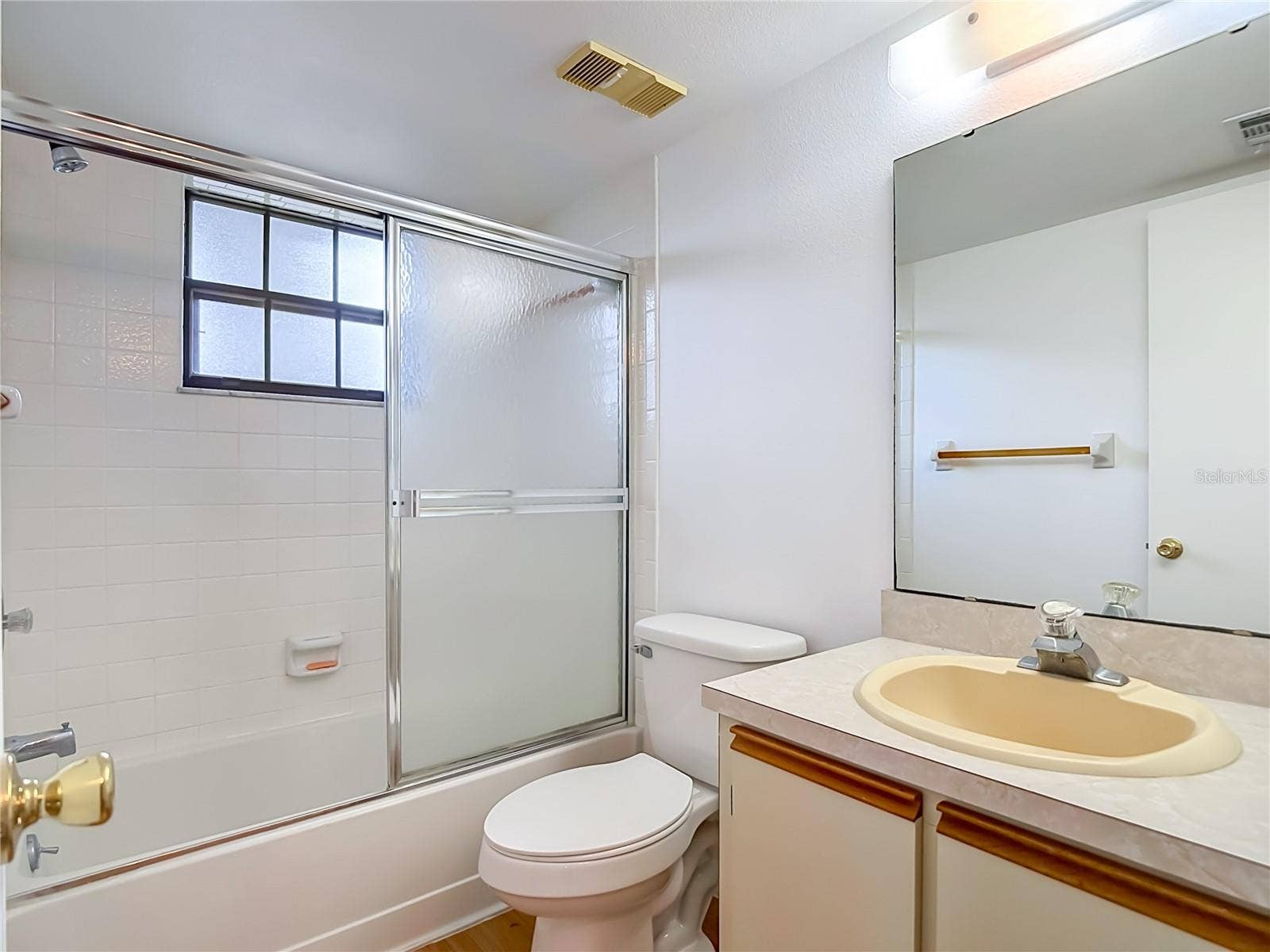 19505 QUESADA AVENUE, #EE204, Port Charlotte, FL 33948 19505 QUESADA AVENUE, #EE204, Port Charlotte, FL 33948