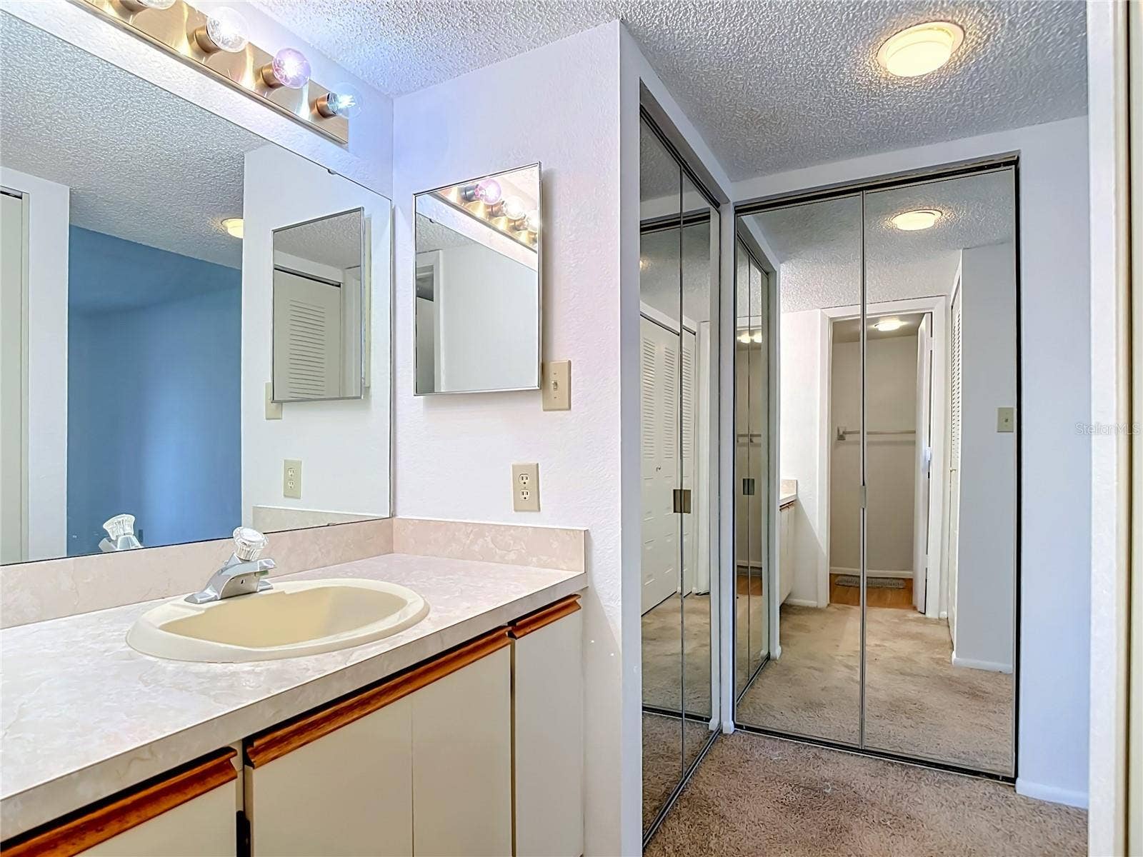 19505 QUESADA AVENUE, #EE204, Port Charlotte, FL 33948 19505 QUESADA AVENUE, #EE204, Port Charlotte, FL 33948