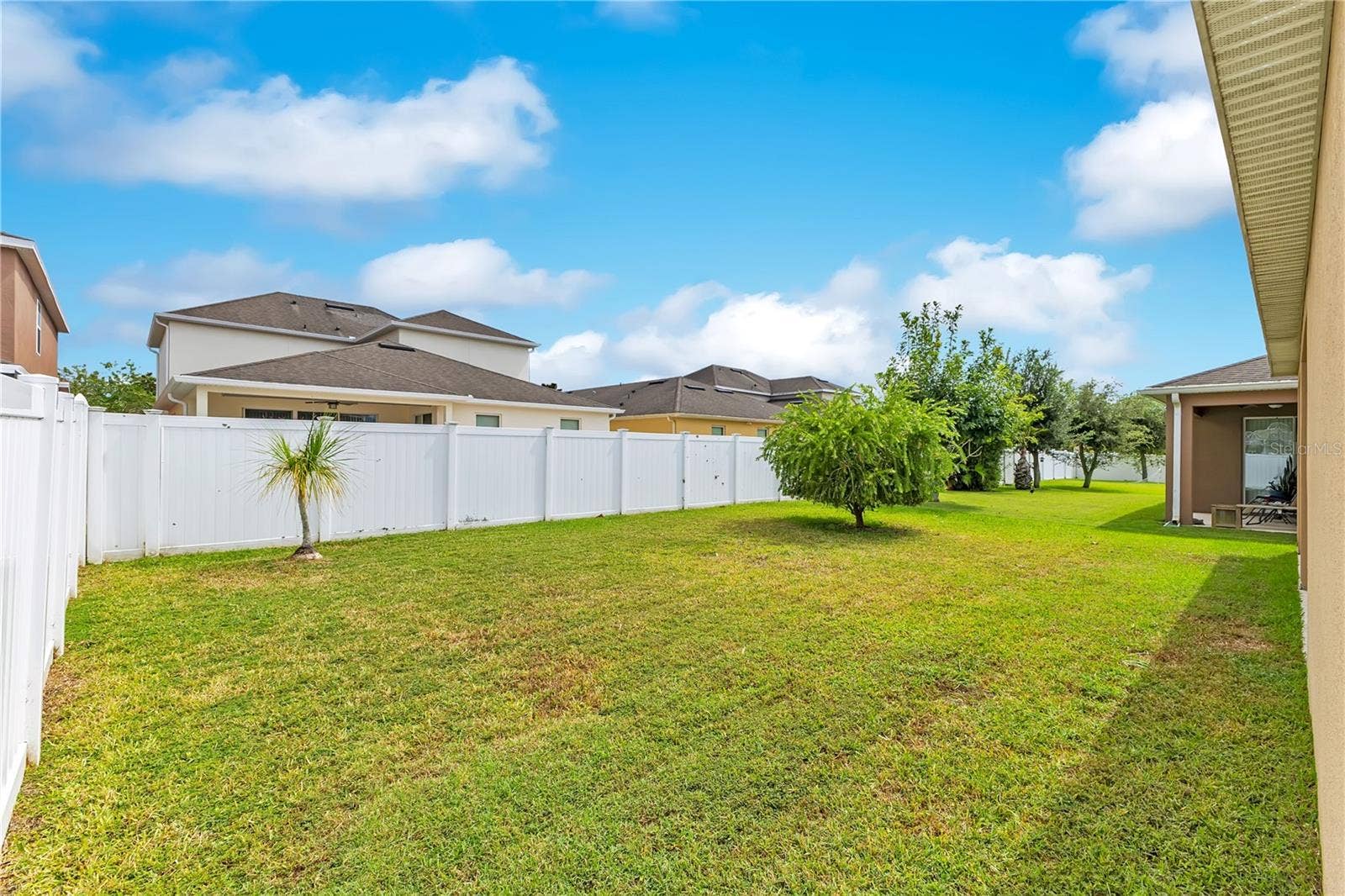 1497 SOFTSHELL STREET, St Cloud, FL 34771