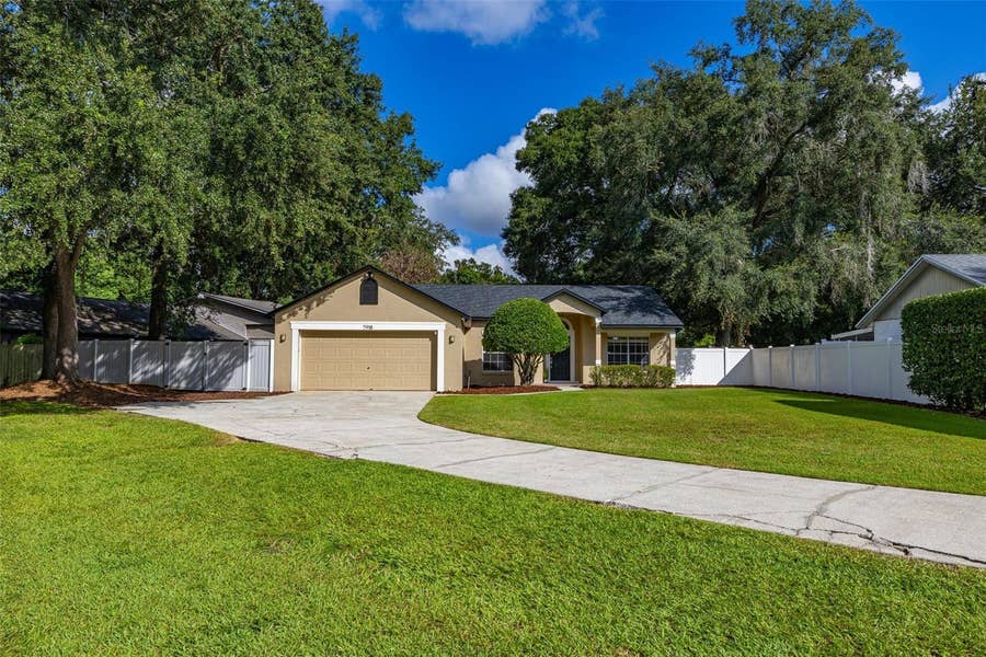 Property photo for 7918 LAKESIDE WOODS DRIVE, Orlando, FL