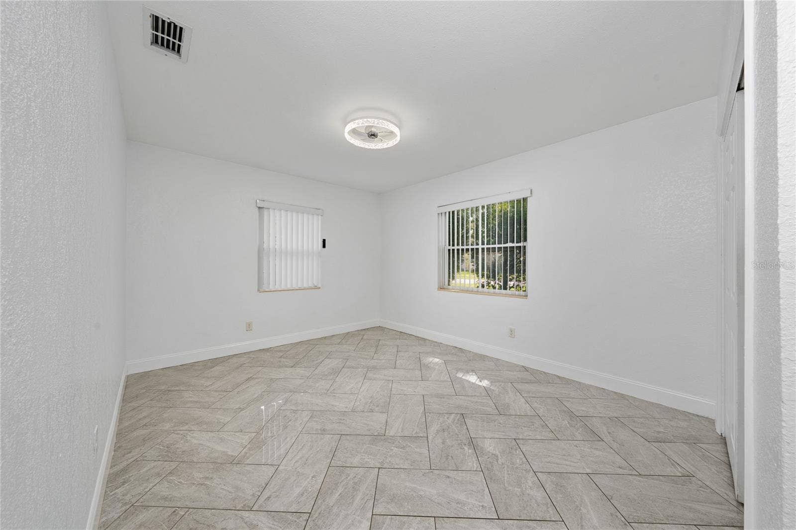 417 AVENUE G SE, Winter Haven, FL 33880 417 AVENUE G SE, Winter Haven, FL 33880