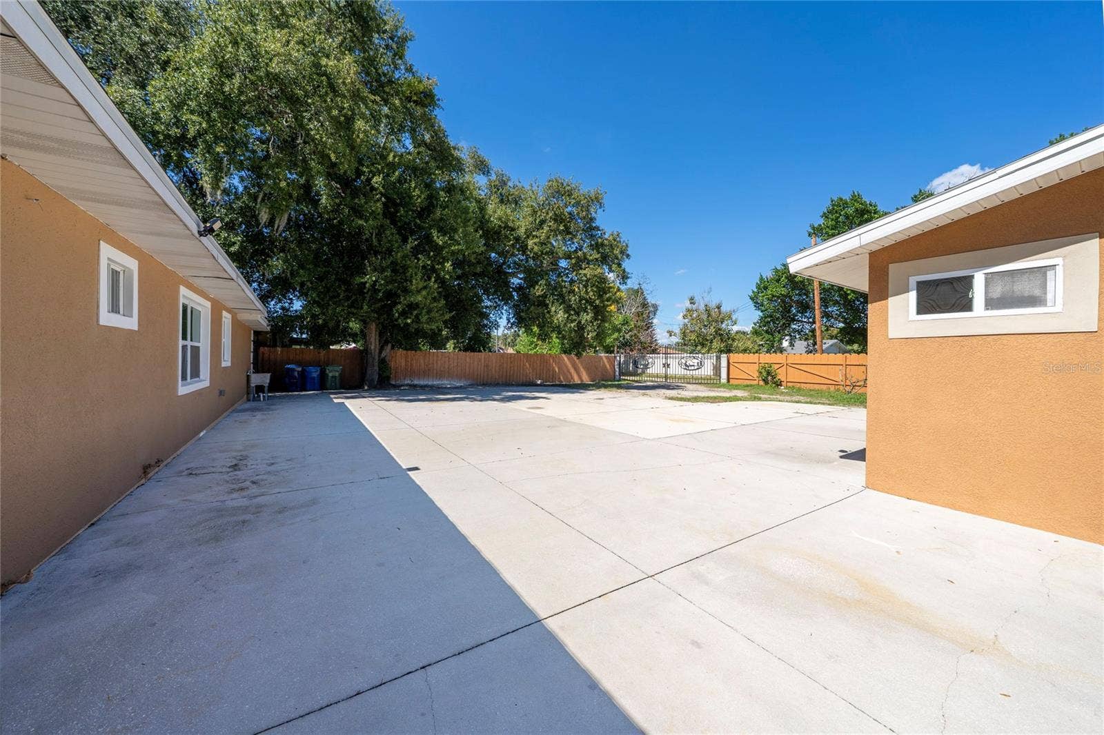 417 AVENUE G SE, Winter Haven, FL 33880 417 AVENUE G SE, Winter Haven, FL 33880