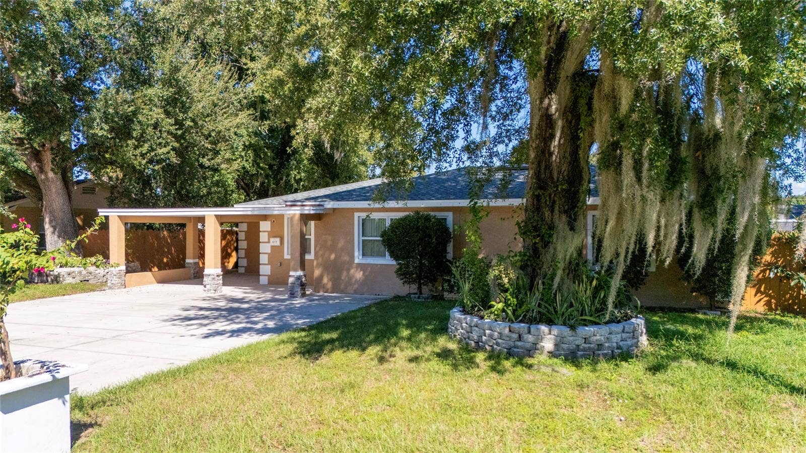 417 AVENUE G SE, Winter Haven, FL 33880 417 AVENUE G SE, Winter Haven, FL 33880
