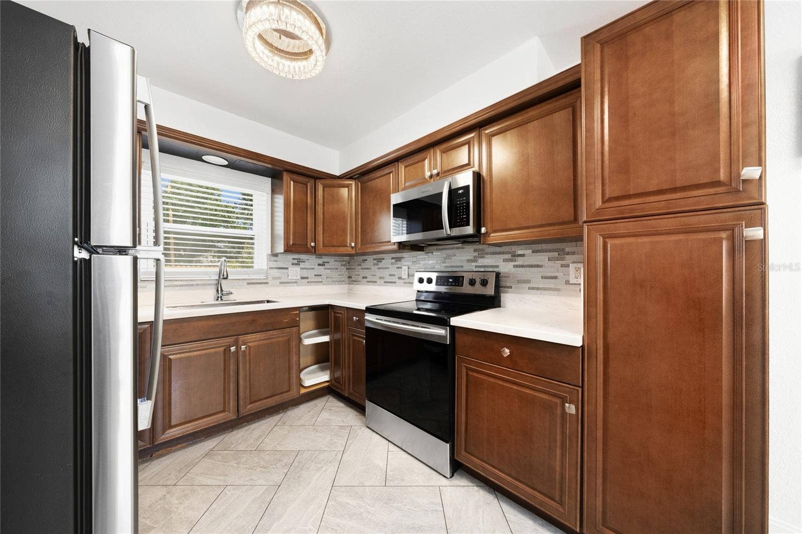 417 AVENUE G SE, Winter Haven, FL 33880 417 AVENUE G SE, Winter Haven, FL 33880