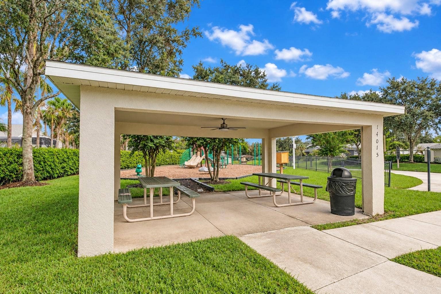13738 EDEN ISLE BOULEVARD, Windermere, FL 34786 13738 EDEN ISLE BOULEVARD, Windermere, FL 34786