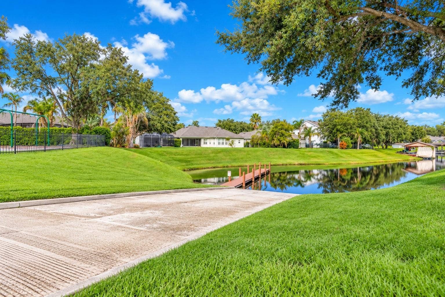 13738 EDEN ISLE BOULEVARD, Windermere, FL 34786 13738 EDEN ISLE BOULEVARD, Windermere, FL 34786