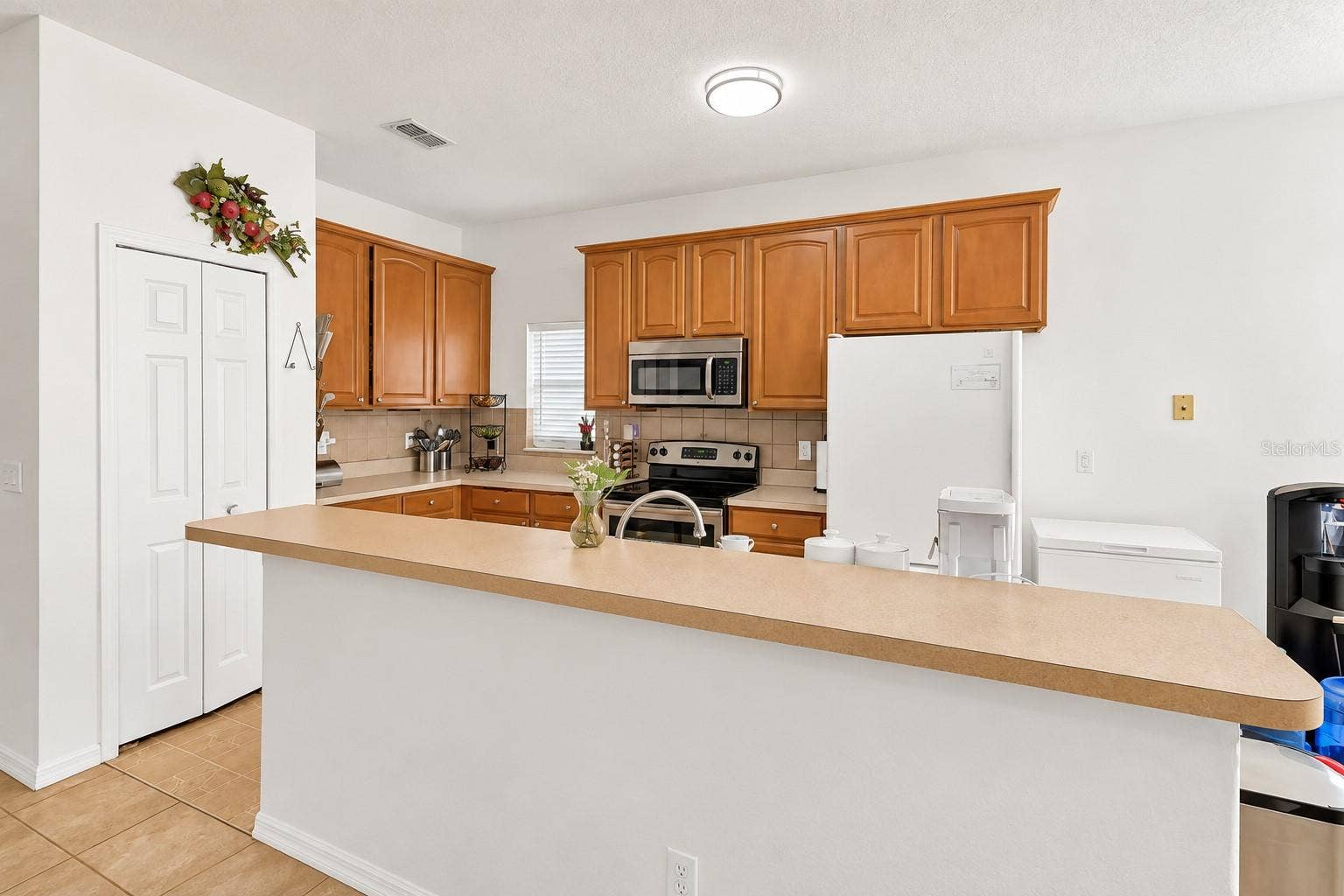 13738 EDEN ISLE BOULEVARD, Windermere, FL 34786 13738 EDEN ISLE BOULEVARD, Windermere, FL 34786