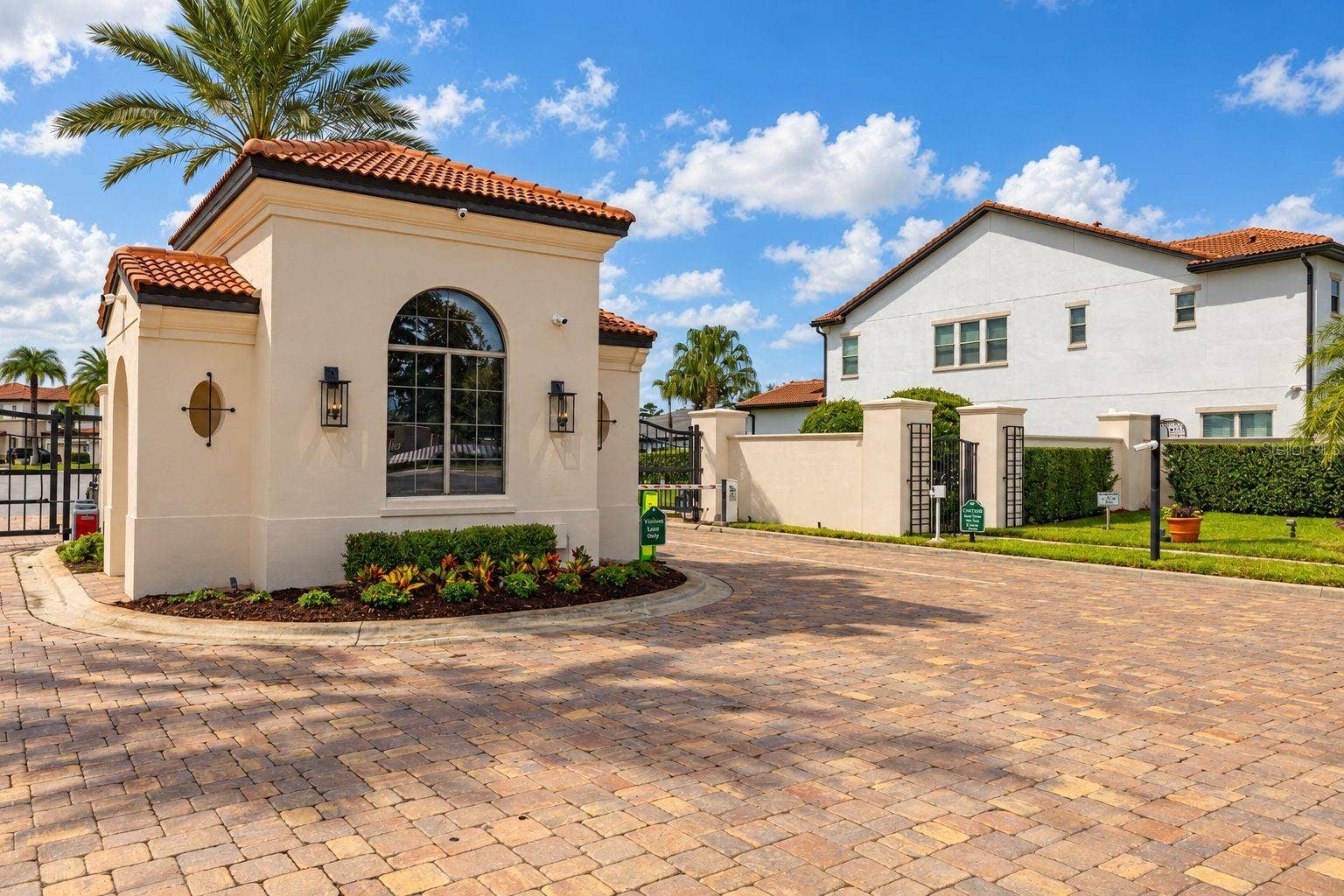 10330 ROYAL CYPRESS WAY, Orlando, FL 32836 10330 ROYAL CYPRESS WAY, Orlando, FL 32836