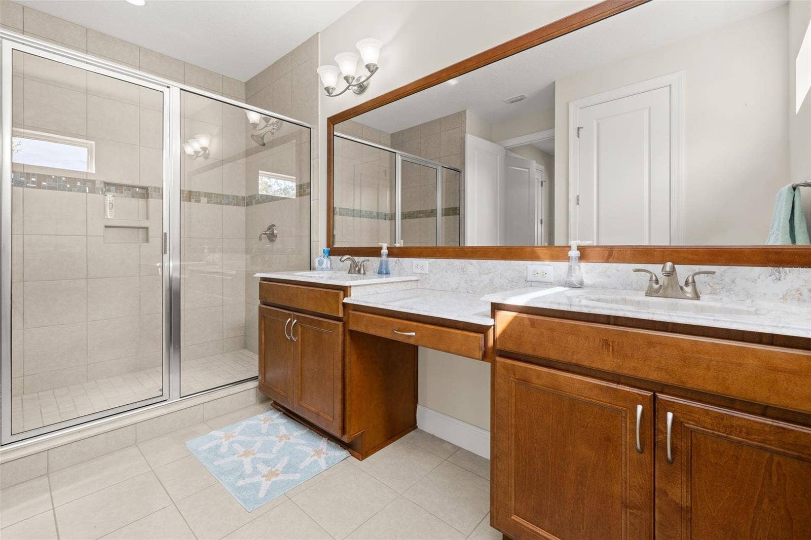 10330 ROYAL CYPRESS WAY, Orlando, FL 32836 10330 ROYAL CYPRESS WAY, Orlando, FL 32836