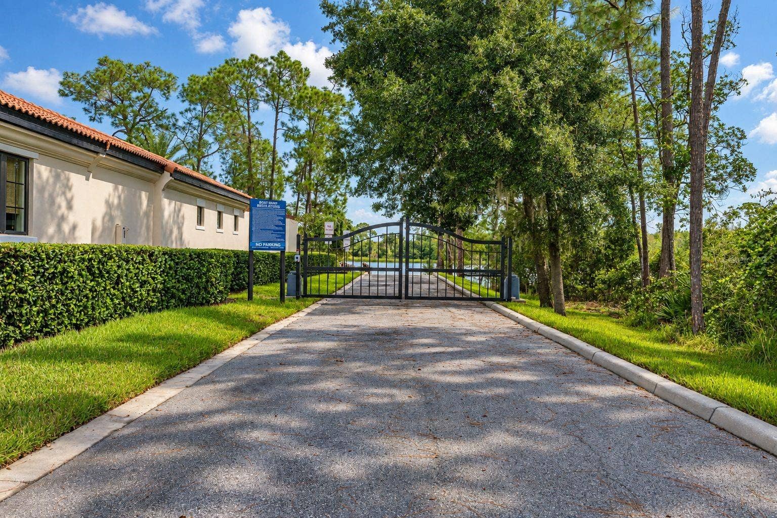 10330 ROYAL CYPRESS WAY, Orlando, FL 32836 10330 ROYAL CYPRESS WAY, Orlando, FL 32836