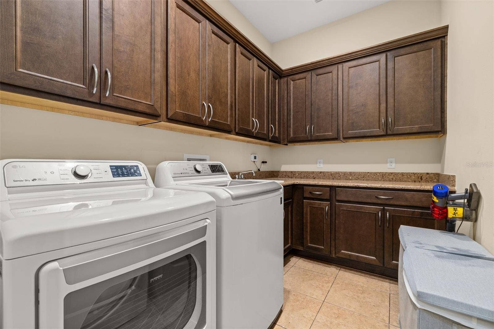10330 ROYAL CYPRESS WAY, Orlando, FL 32836 10330 ROYAL CYPRESS WAY, Orlando, FL 32836