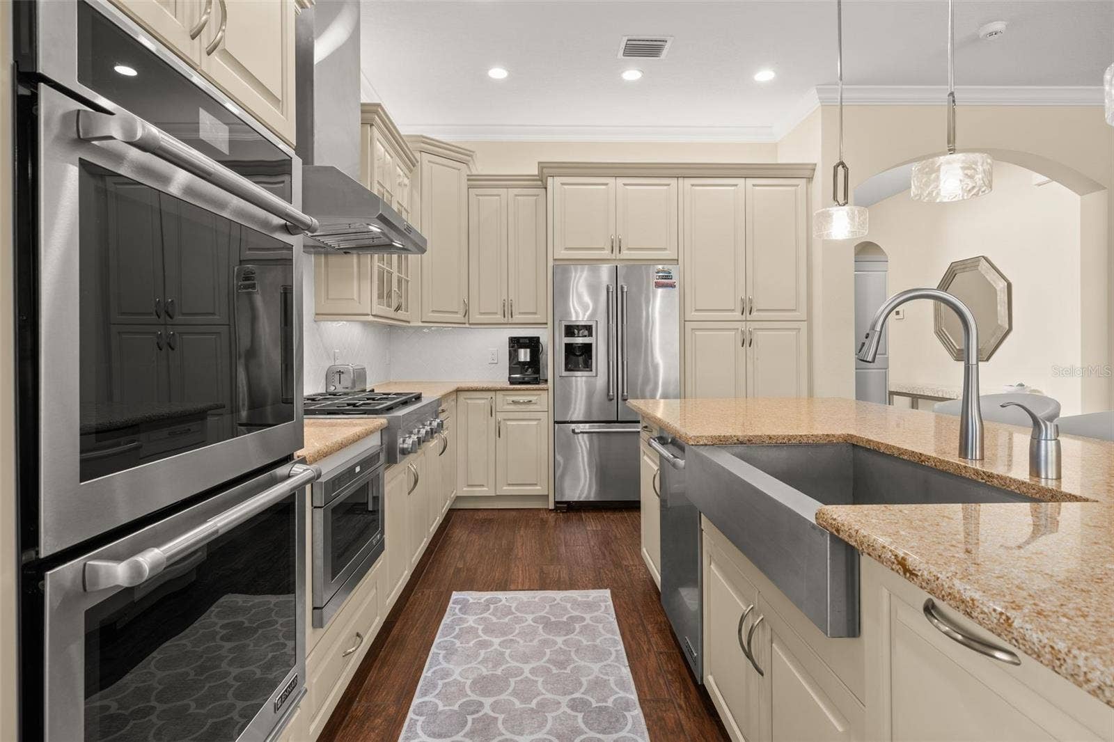 10330 ROYAL CYPRESS WAY, Orlando, FL 32836 10330 ROYAL CYPRESS WAY, Orlando, FL 32836