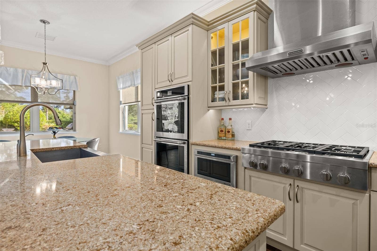 10330 ROYAL CYPRESS WAY, Orlando, FL 32836 10330 ROYAL CYPRESS WAY, Orlando, FL 32836