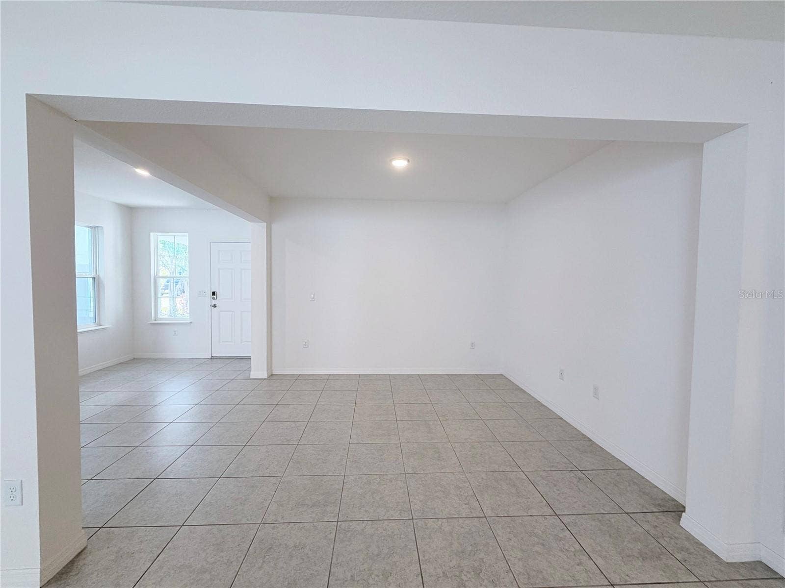 2021 CANTON PARK DRIVE, Winter Haven, FL 33881