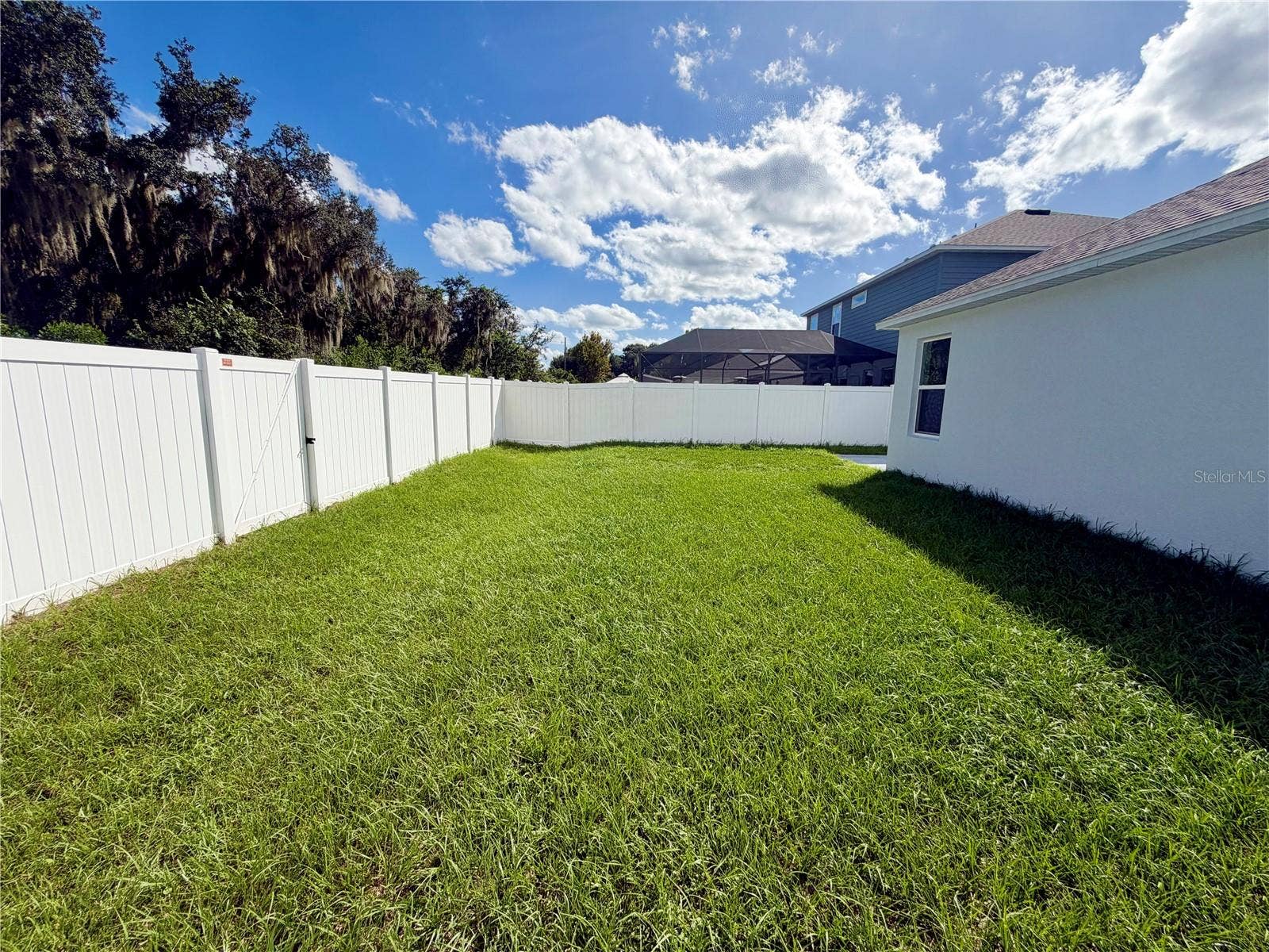 2021 CANTON PARK DRIVE, Winter Haven, FL 33881