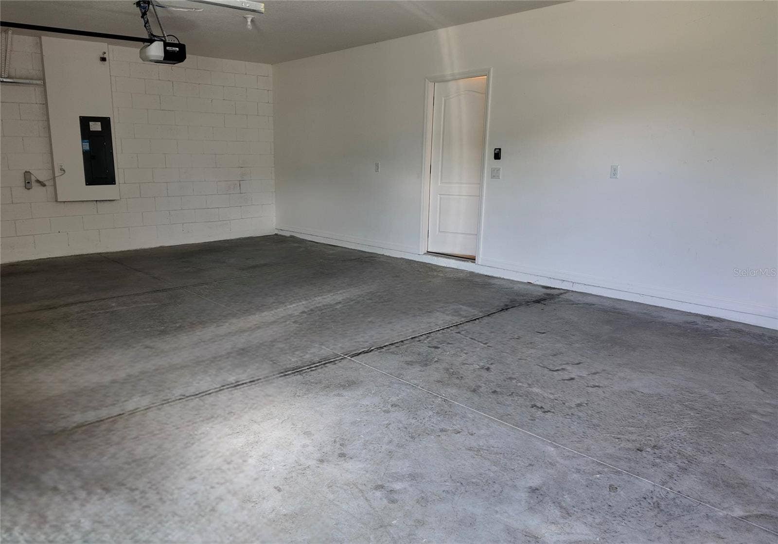 2021 CANTON PARK DRIVE, Winter Haven, FL 33881