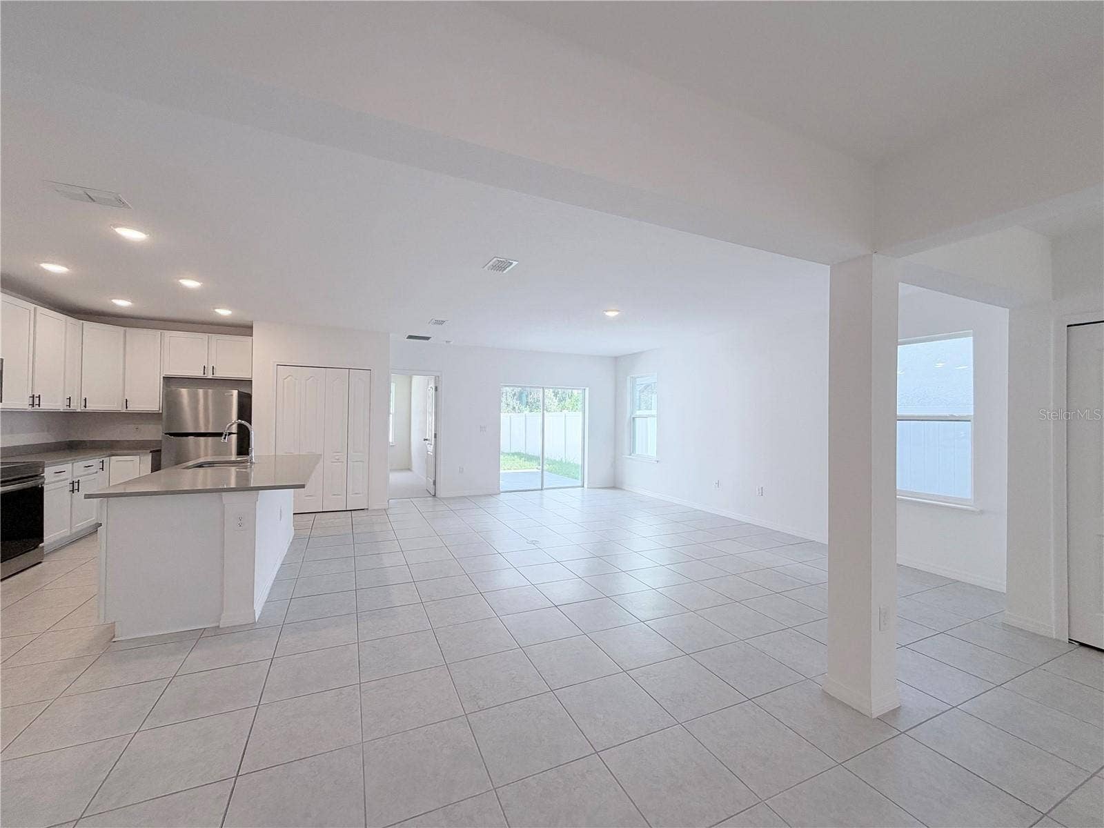 2021 CANTON PARK DRIVE, Winter Haven, FL 33881
