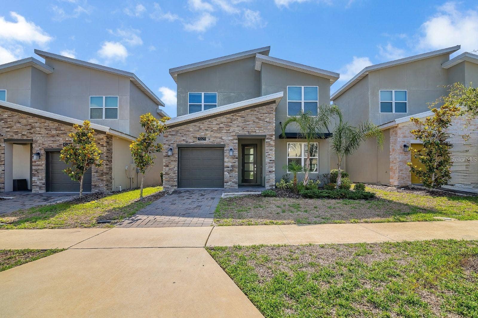 1025 LEADER STREET, Davenport, FL 33896 1025 LEADER STREET, Davenport, FL 33896
