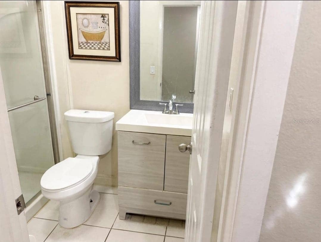 2532 WOODGATE BOULEVARD, #207, Orlando, FL 32822
