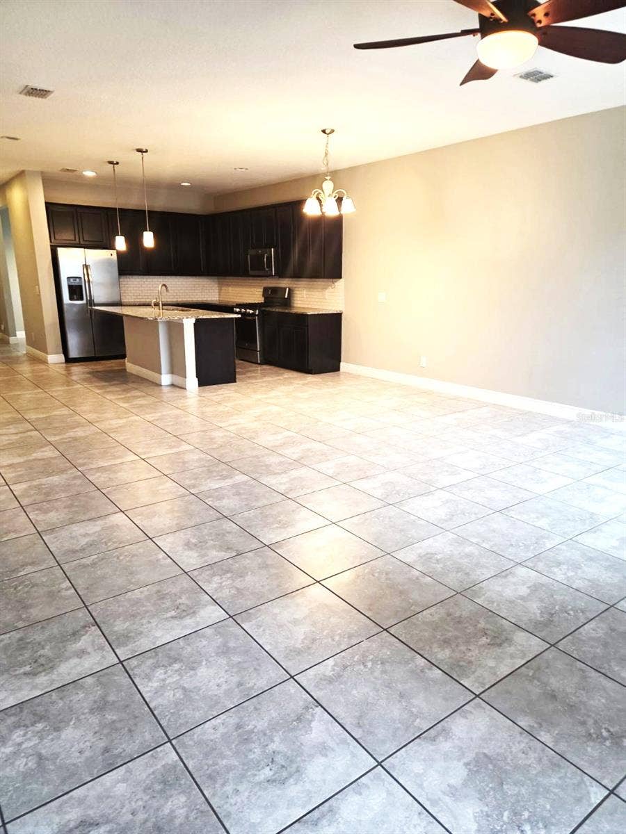 15717 KINNOW MANDARIN LANE, Winter Garden, FL 34787 15717 KINNOW MANDARIN LANE, Winter Garden, FL 34787