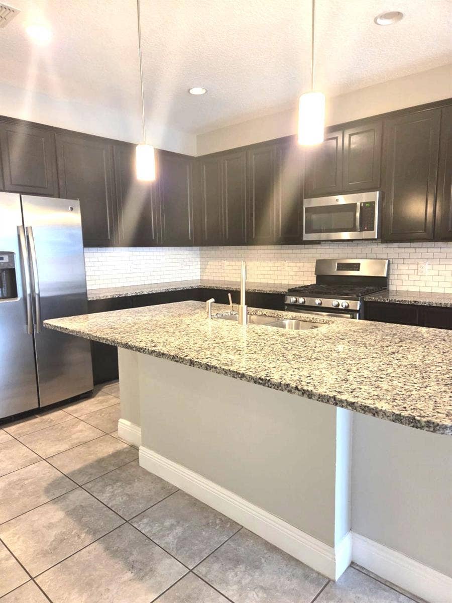 15717 KINNOW MANDARIN LANE, Winter Garden, FL 34787 15717 KINNOW MANDARIN LANE, Winter Garden, FL 34787