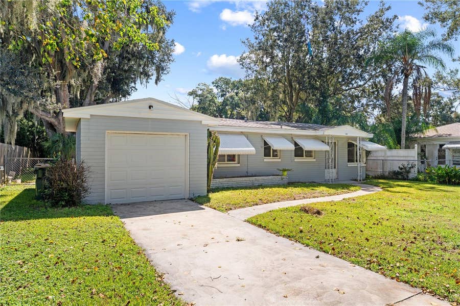 Property photo for 315 PENNSYLVANIA AVENUE, St Cloud, FL
