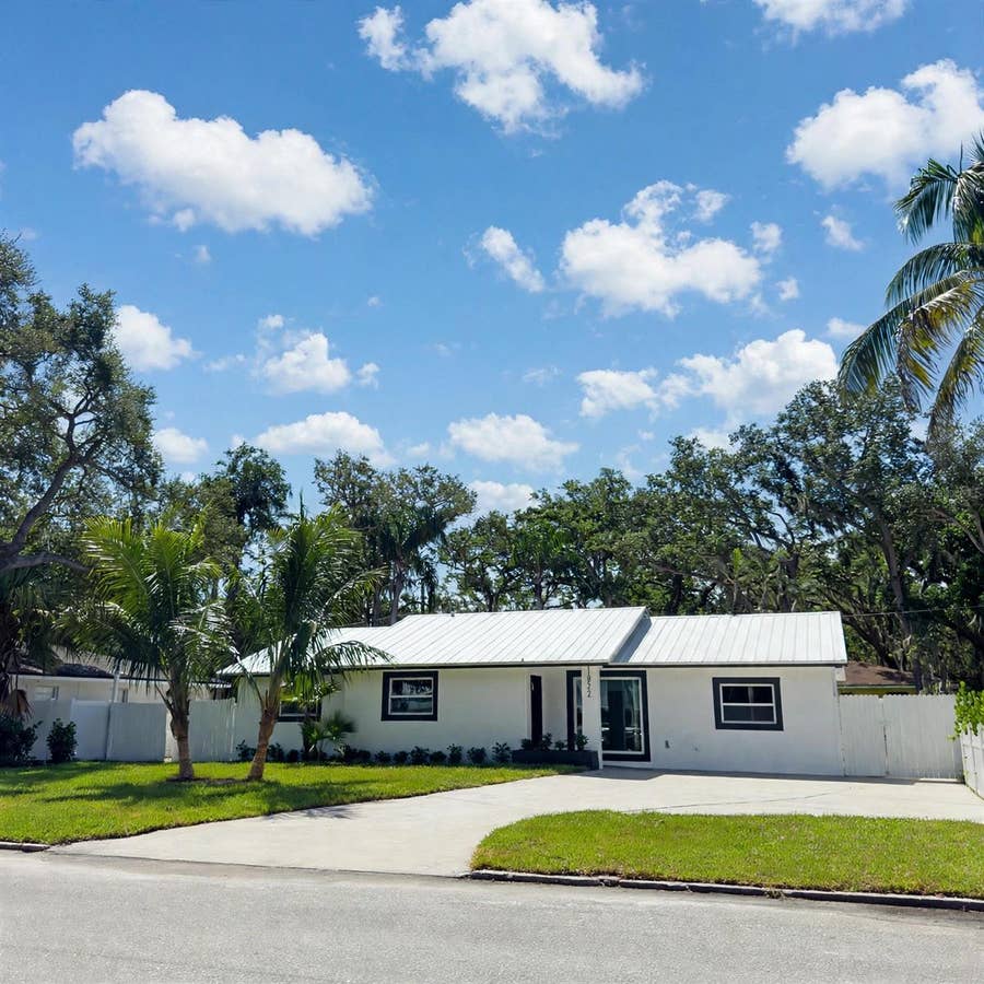 Property photo for 1822 2ND AVENUE E, Bradenton, FL