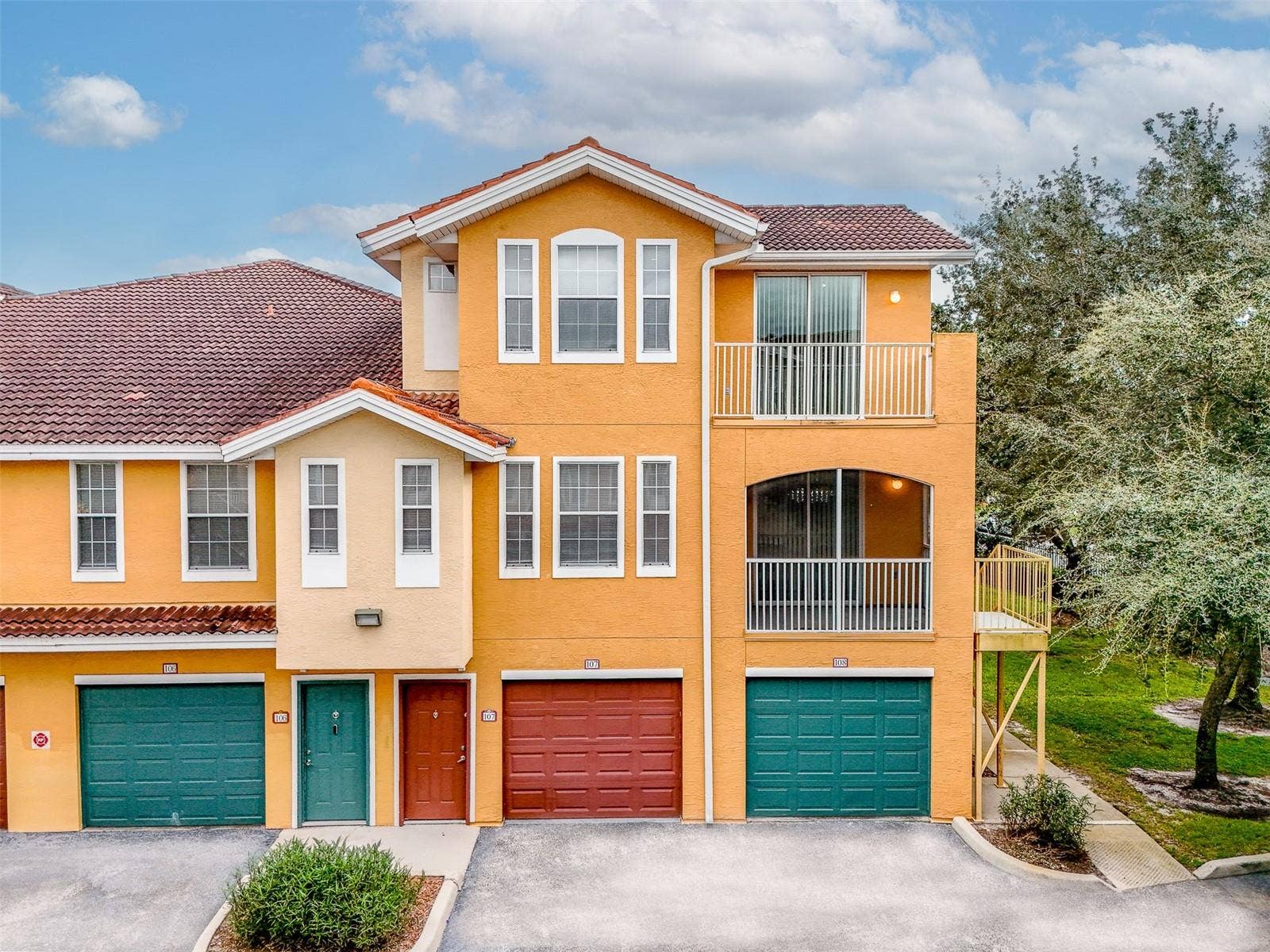 12020 VILLANOVA DRIVE, #107, Orlando, FL 32837 Exterior front.