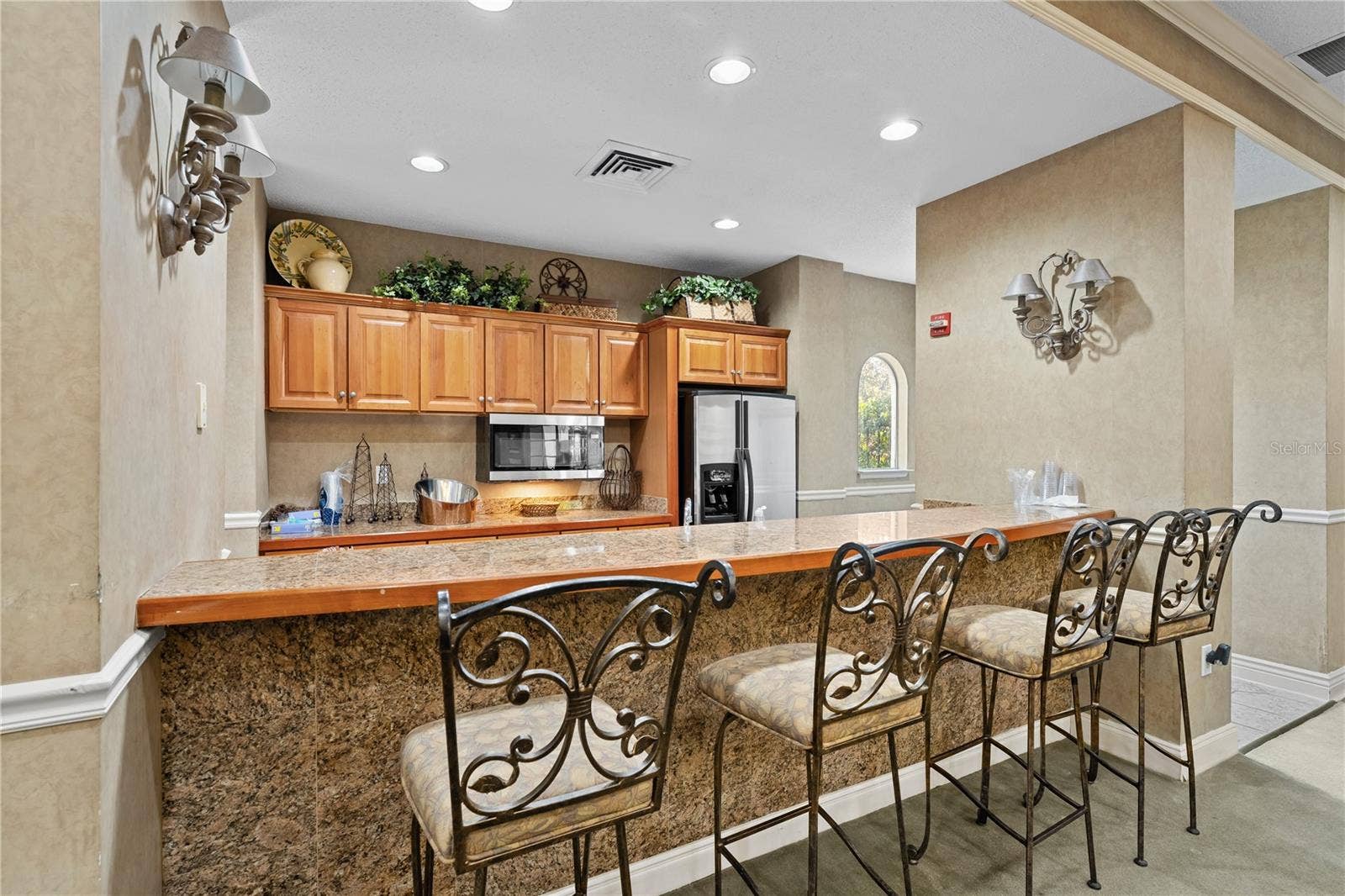 12020 VILLANOVA DRIVE, #107, Orlando, FL 32837 Clubhouse conference room.