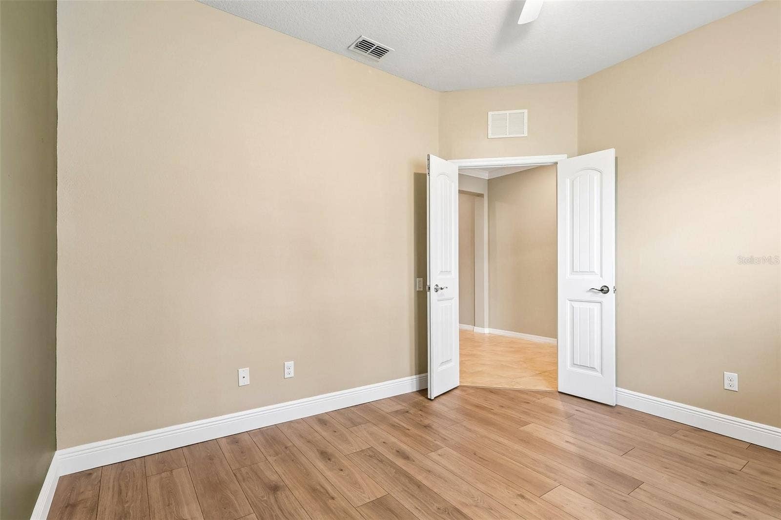 123 MAGELLAN COURT, Davenport, FL 33837