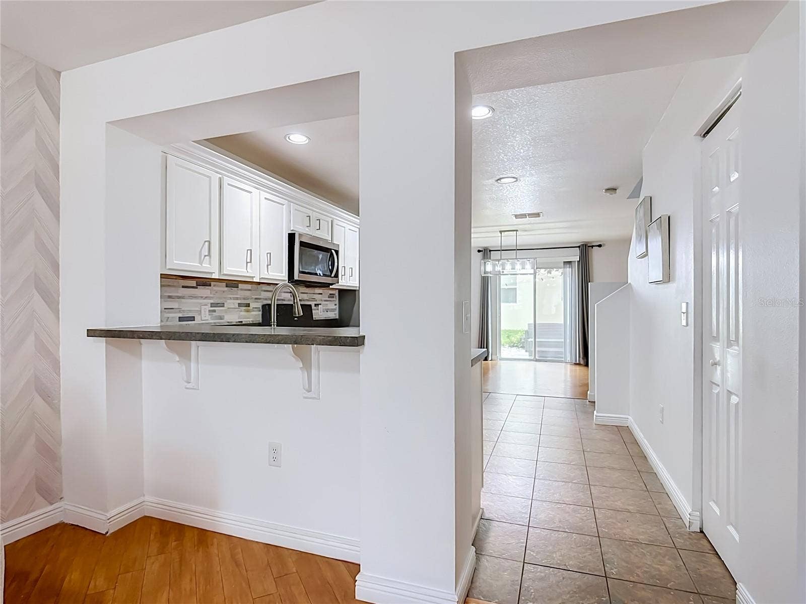 3115 SEAVIEW CASTLE DRIVE, Kissimmee, FL 34746 Pass through to Kitchen