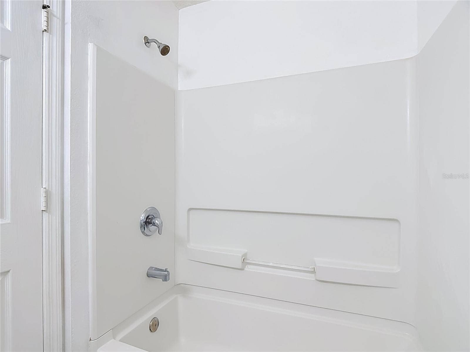 3115 SEAVIEW CASTLE DRIVE, Kissimmee, FL 34746 Bathroom 2 (ensuite)