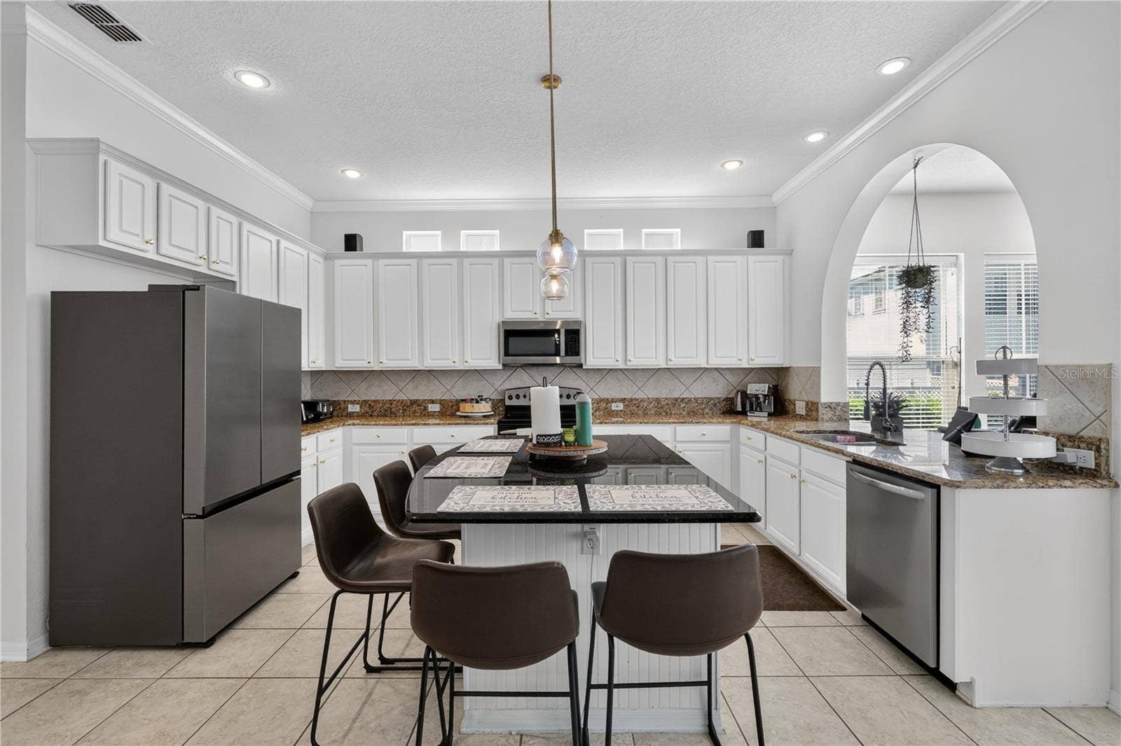 902 WATERSIDE DRIVE, Celebration, FL 34747 902 WATERSIDE DRIVE, Celebration, FL 34747