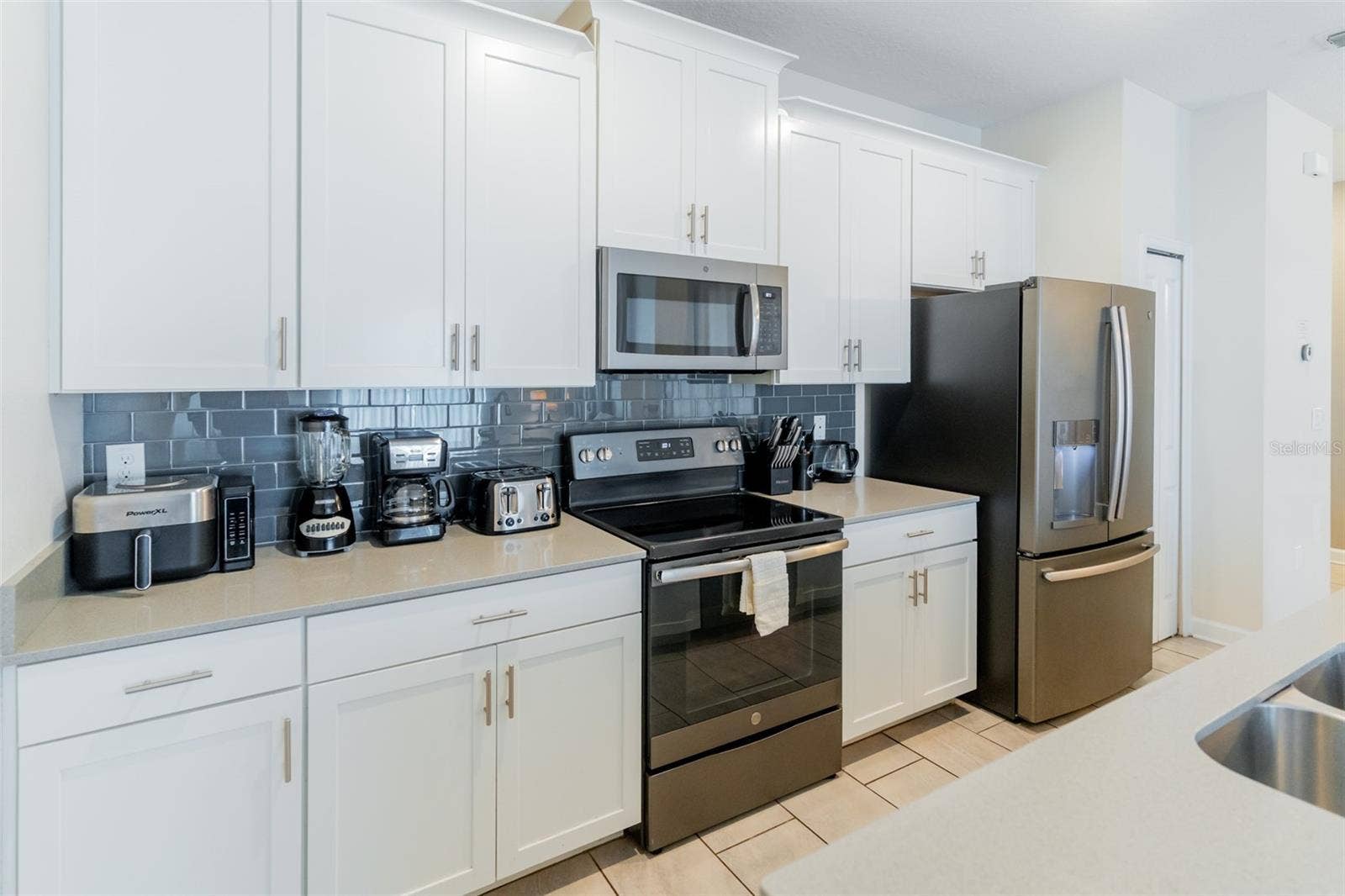 4985 WINDERMERE AVENUE, Kissimmee, FL 34746 4985 WINDERMERE AVENUE, Kissimmee, FL 34746