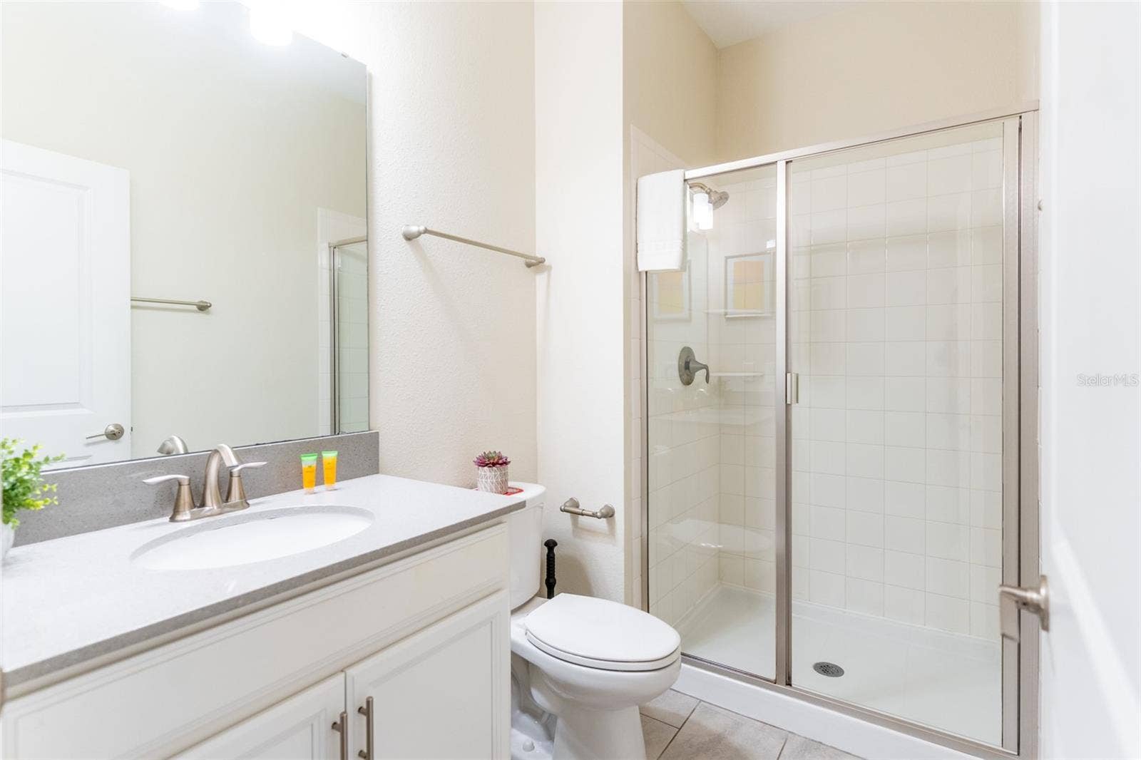 4985 WINDERMERE AVENUE, Kissimmee, FL 34746 4985 WINDERMERE AVENUE, Kissimmee, FL 34746