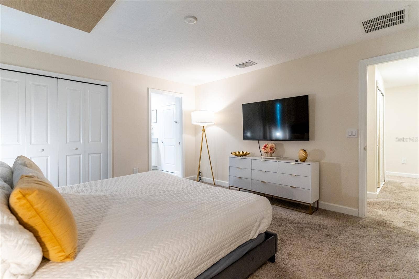 4985 WINDERMERE AVENUE, Kissimmee, FL 34746 4985 WINDERMERE AVENUE, Kissimmee, FL 34746