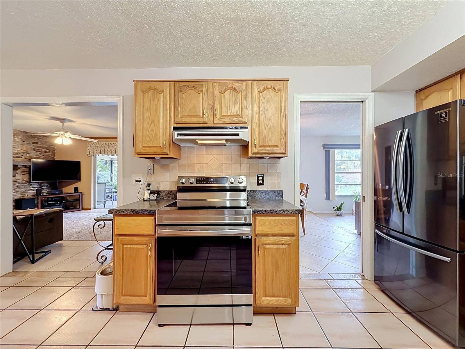 4148 FLORALWOOD COURT, Orlando, FL 32812 4148 FLORALWOOD COURT, Orlando, FL 32812