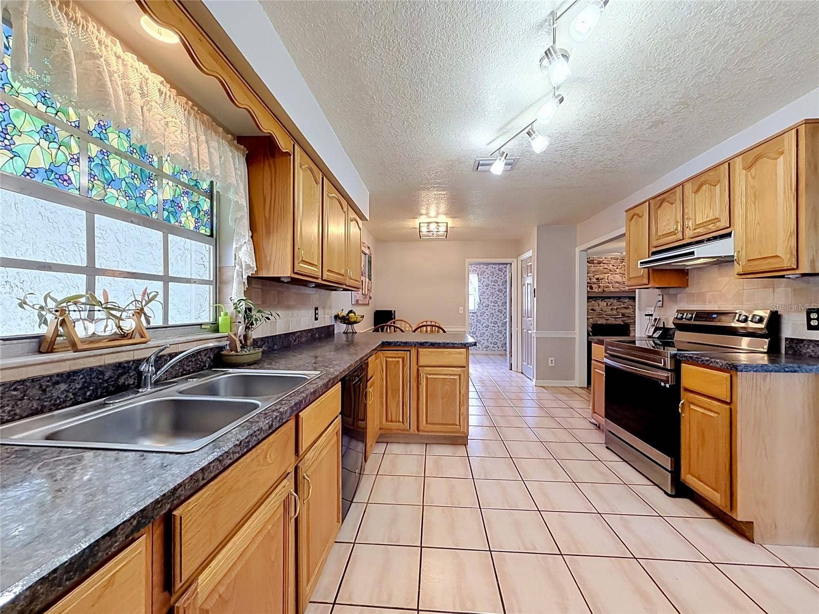 4148 FLORALWOOD COURT, Orlando, FL 32812 4148 FLORALWOOD COURT, Orlando, FL 32812