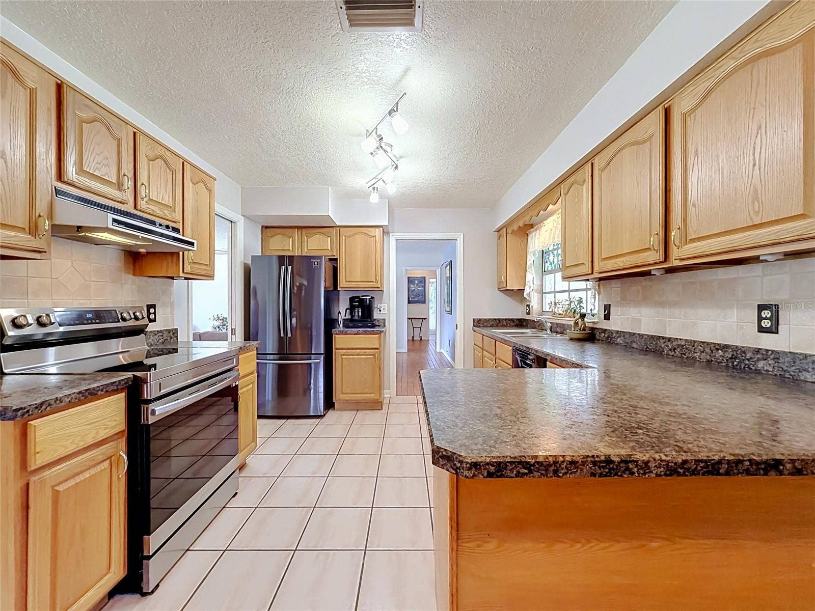 4148 FLORALWOOD COURT, Orlando, FL 32812 4148 FLORALWOOD COURT, Orlando, FL 32812