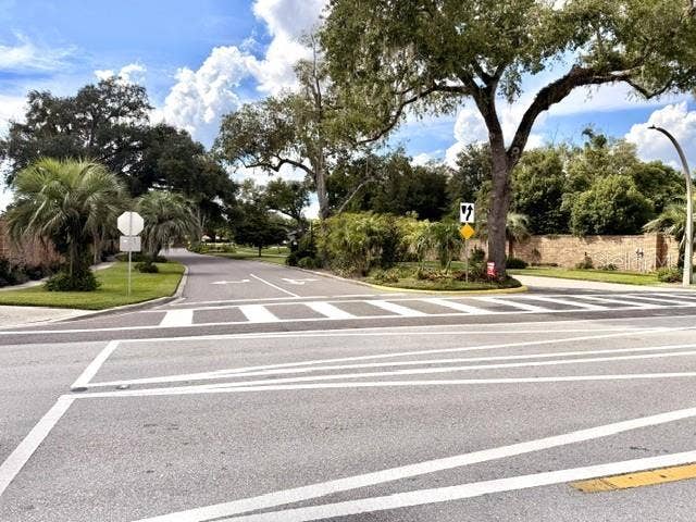 4148 FLORALWOOD COURT, Orlando, FL 32812 4148 FLORALWOOD COURT, Orlando, FL 32812