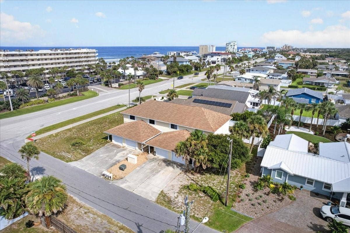 841 E 14TH AVENUE, New Smyrna Beach, FL 32169