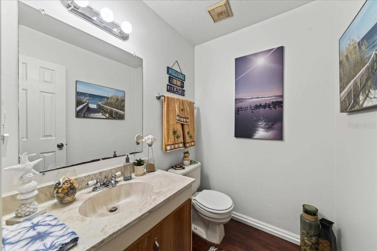 Unit 847 downstairs half bath