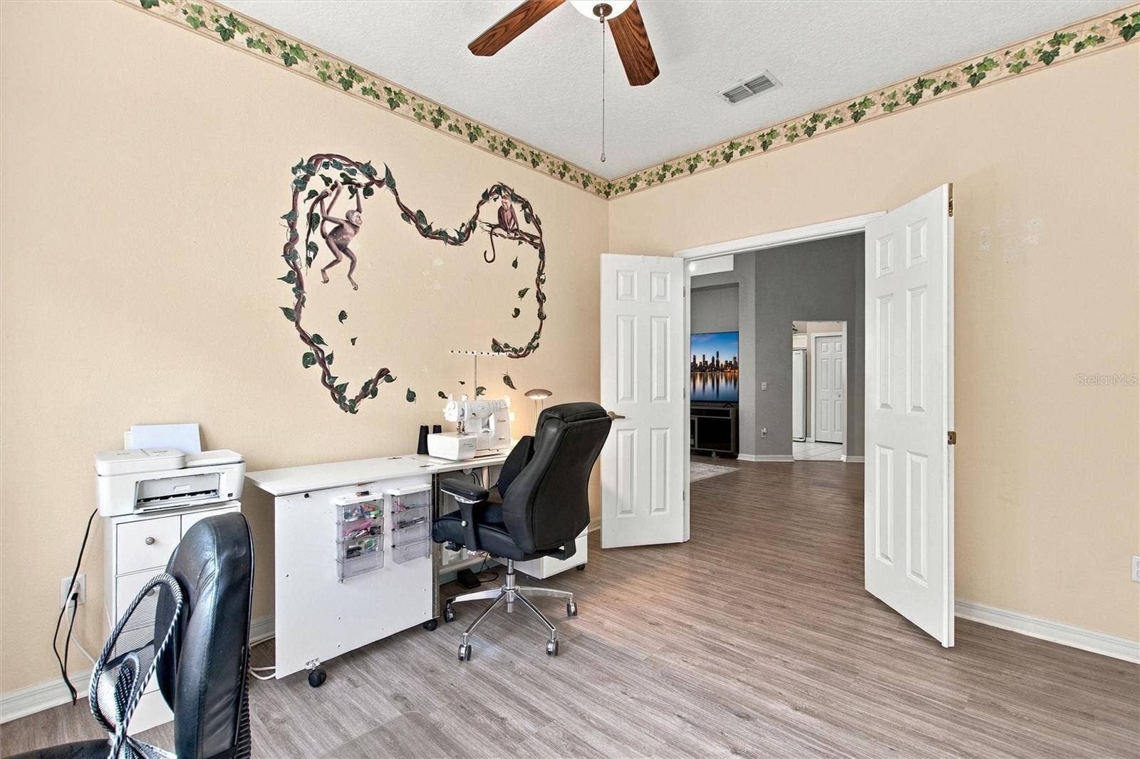 217 FLEMING LN, Davenport, FL 33837 Office