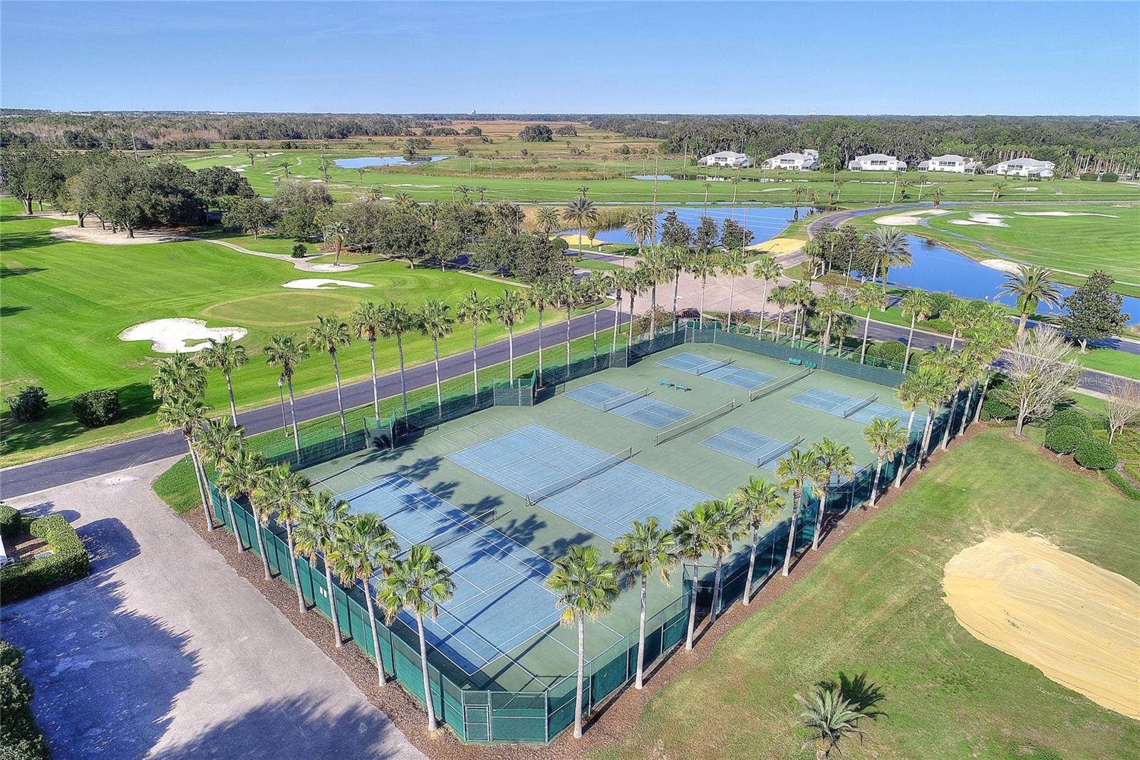 217 FLEMING LN, Davenport, FL 33837 Ridgewood Lakes tennis and pickle ball courts